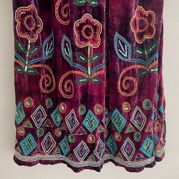 DOUBLE D RANCH Velvet Dress: Beads & Embroidery; Medium; Excellent Condition!!! - Picture 12 of 16